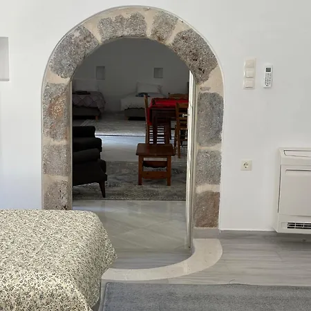 Alexander House 1 Апартаменты