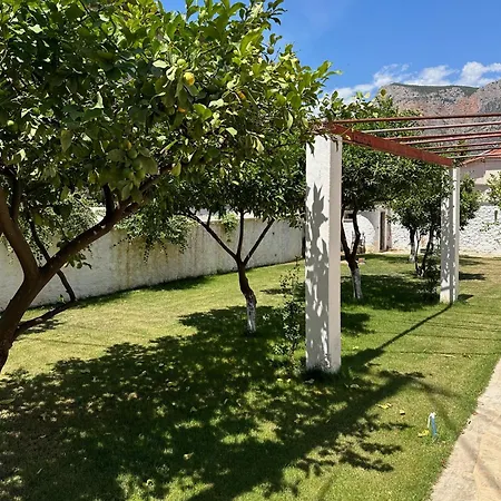 Alexander House 1