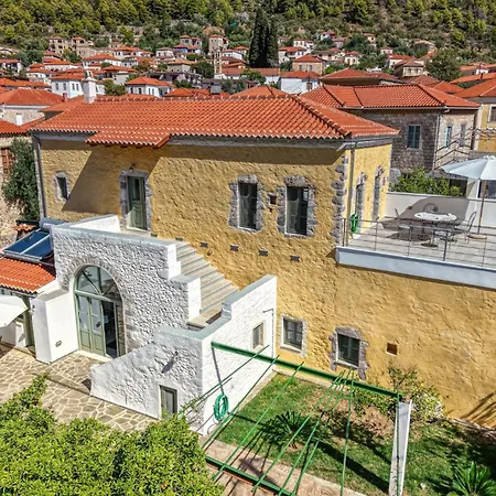 Alexander House 1 * Leonídion