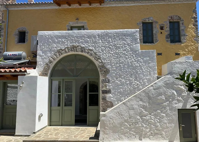 Alexander House 1 Apartment Leonidio