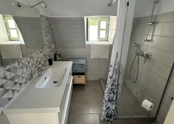 Alexander House 1 Apartment Leonidio